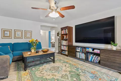 Living - 8125 E Baker Dr, Tucson, AZ 85710 photo 5 of 8