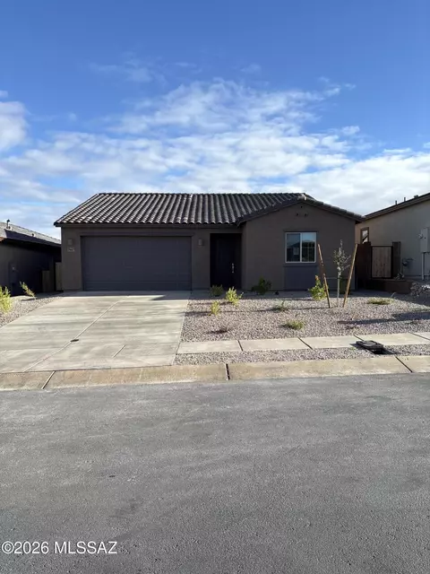 17467 S Ironwood Bend Dr, Vail, AZ 85641