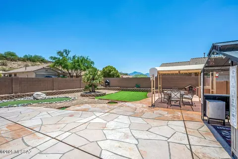 60403 Loose Reins Pl, Tucson, AZ 85739