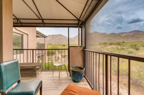 5800 N Kolb Rd #4220, Tucson, AZ 85750