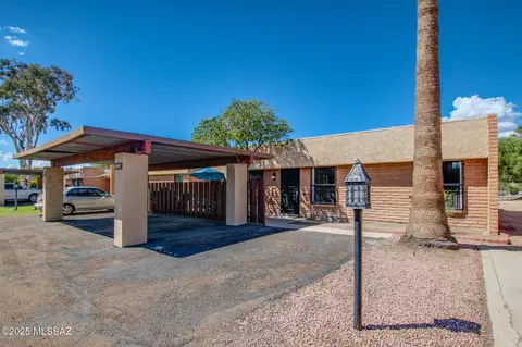 630 S Pantano Rd #A, Tucson, AZ 85710