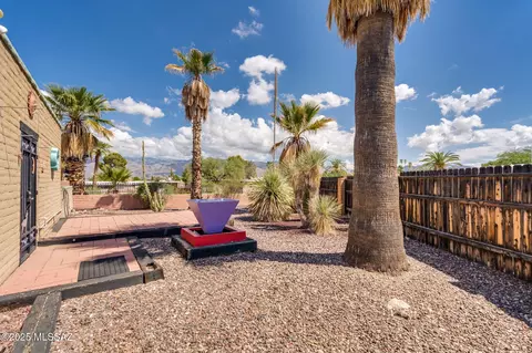 Exterior - 9085 E Bellevue St, Tucson, AZ 85715 photo 5 of 5