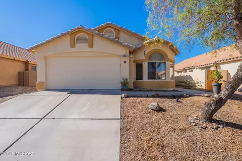 8940 E Marci Lynne Way, Tucson, AZ 85747