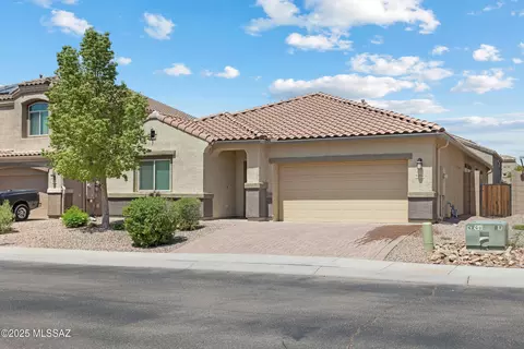 9002 W Rolling Springs Dr, Marana, AZ 85653