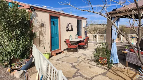 33 S Gray Hawk Loop, Benson, AZ 85602 photo 4