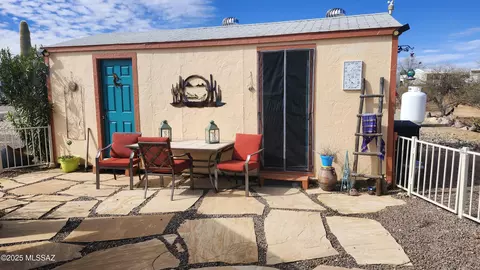 33 S Gray Hawk Loop, Benson, AZ 85602 photo 5