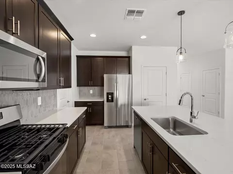 9866 W Galveston Rd, Marana, AZ 85658