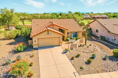 1781 E Redstart Rd, Green Valley, AZ 85614