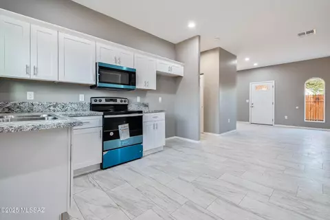 4839 E Baker St, Tucson, AZ 85711 photo 7