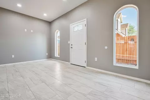 4839 E Baker St, Tucson, AZ 85711 photo 2