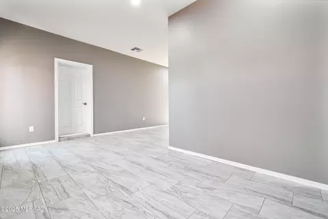 4839 E Baker St, Tucson, AZ 85711 photo 5