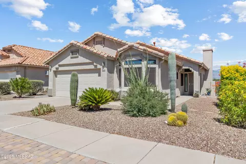 9527 E Briana Ln, Tucson, AZ 85748