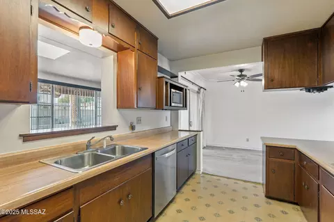 Kitchen - 834 E Silver St, Tucson, AZ 85719 photo 4 of 4