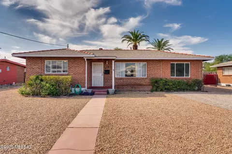 834 E Silver St, Tucson, AZ 85719