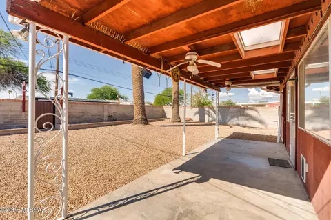 Exterior - 834 E Silver St, Tucson, AZ 85719 photo 5 of 9