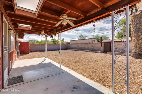 Exterior - 834 E Silver St, Tucson, AZ 85719 photo 4 of 9