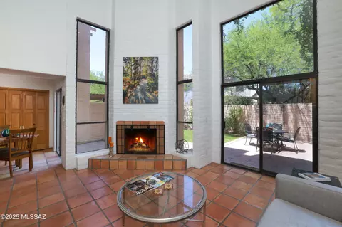 2845 E Sierra Vista Rd, Tucson, AZ 85716