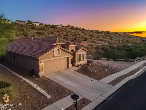 39051 S Furlong Ct, Saddlebrooke, AZ 85739