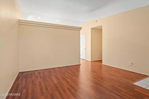 Living - 8892 E Apache Well Pl, Tucson, AZ 85730 photo 3 of 7