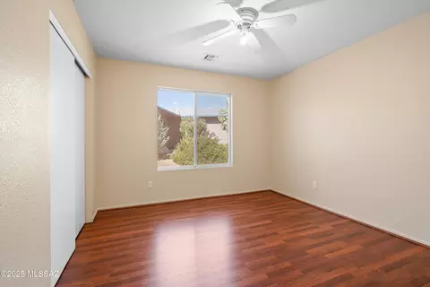 Bedroom - 8892 E Apache Well Pl, Tucson, AZ 85730 photo 4 of 5