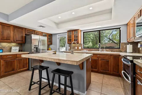 Kitchen - 12302 E Sutter Mill St, Tucson, AZ 85749 photo 1 of 5