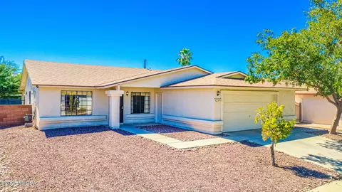 4781 W Snowberry Ln, Tucson, AZ 85742