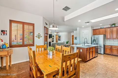10572 S Coyote Melon Loop, Vail, AZ 85641 photo 23