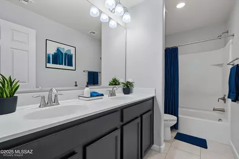 Bath - 12079 E Becker Dr, Vail, AZ 85641 photo 4 of 4