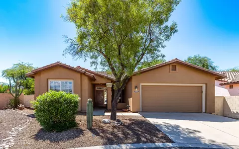 3449 W Desert Bend Loop, Tucson, AZ 85742