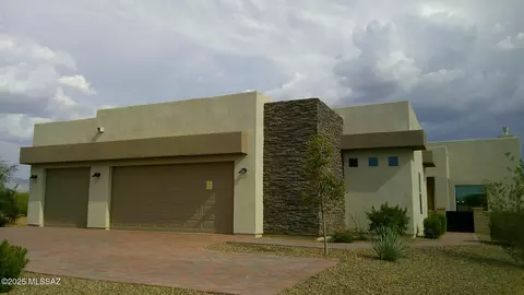 2718 E Homestead Ridge Ct, Sahuarita, AZ 85629
