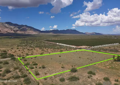 4 W 4 Ac W Ironwood Rd, Cochise, AZ 85606