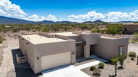 8015 S Galileo Ln, Tucson, AZ 85747