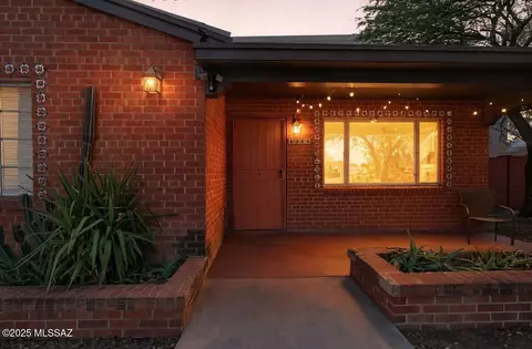 Exterior - 1308 E Spring St, Tucson, AZ 85719 photo 6 of 11