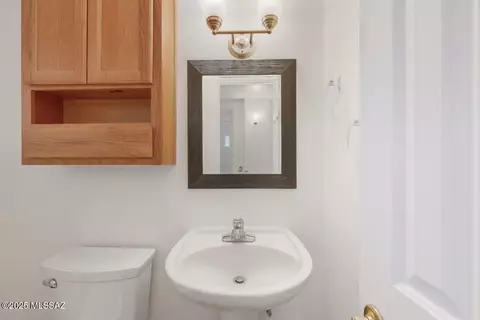 Bath - 1308 E Spring St, Tucson, AZ 85719 photo 4 of 5