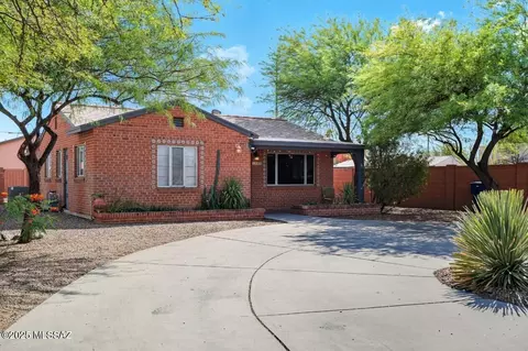 Exterior - 1308 E Spring St, Tucson, AZ 85719 photo 3 of 11