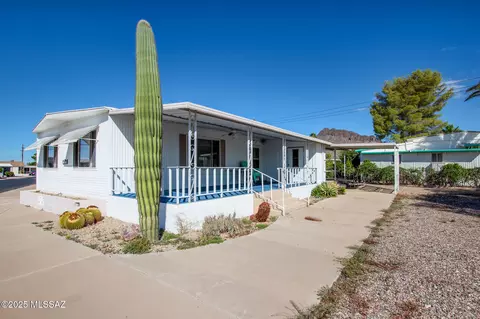 5650 W Lazy S St, Tucson, AZ 85713