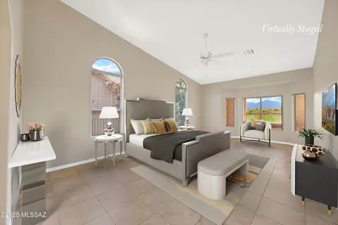 Bedroom - 62105 E Valley Crest Ct, Saddlebrooke, AZ 85739 photo 1 of 4