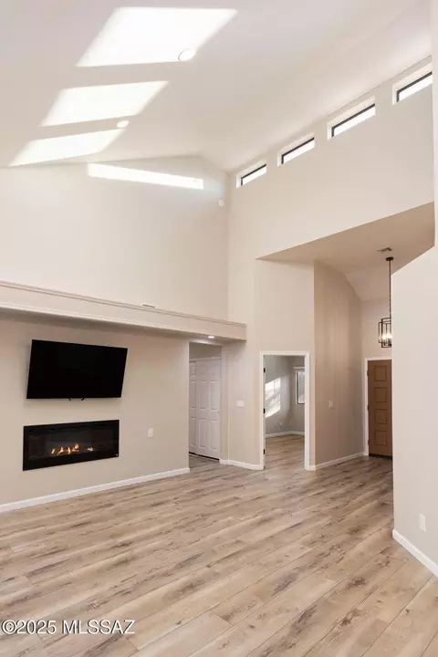 Living - 6952 E Cicada Ct, Tucson, AZ 85750 photo 4 of 4