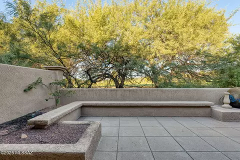 Exterior - 6952 E Cicada Ct, Tucson, AZ 85750 photo 1 of 8