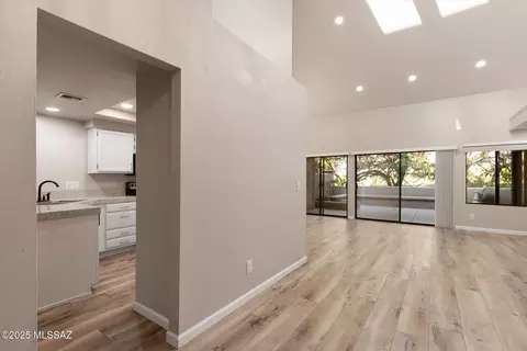 Entry Way - 6952 E Cicada Ct, Tucson, AZ 85750 photo 2 of 5