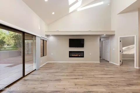 Living - 6952 E Cicada Ct, Tucson, AZ 85750 photo 3 of 4