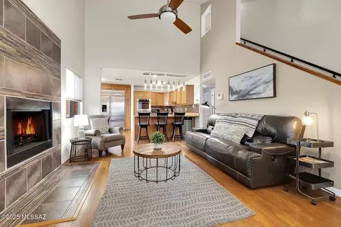 5051 N Sabino Canyon Rd #1172, Tucson, AZ 85750