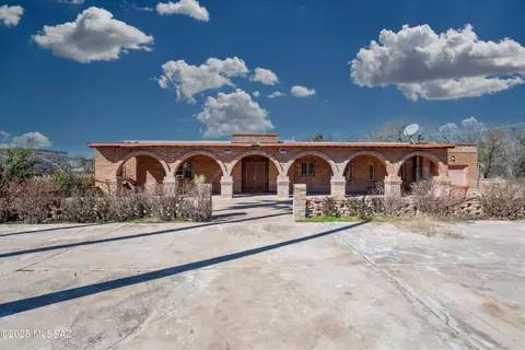 10500 S Nogales Hwy, Tucson, AZ 85756