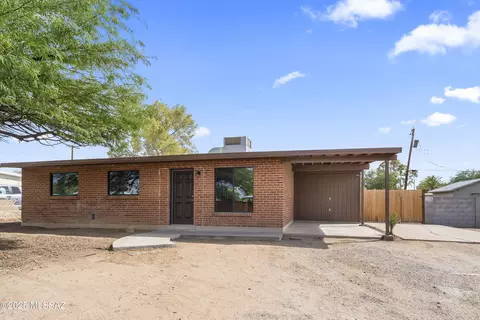 6502 E Calle Bootis, Tucson, AZ 85710