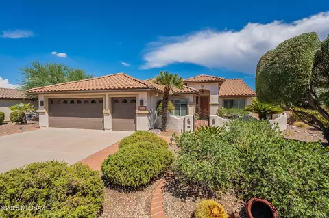 1712 N Laguna Oaks Dr, Green Valley, AZ 85614