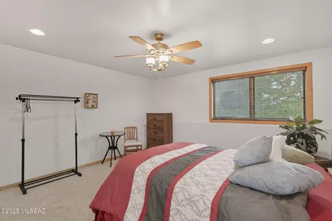 Bedroom - 11308 E Bisbee Ave, Mount Lemmon, AZ 85619 photo 7 of 8