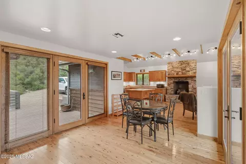 Dining - 11308 E Bisbee Ave, Mount Lemmon, AZ 85619 photo 2 of 2