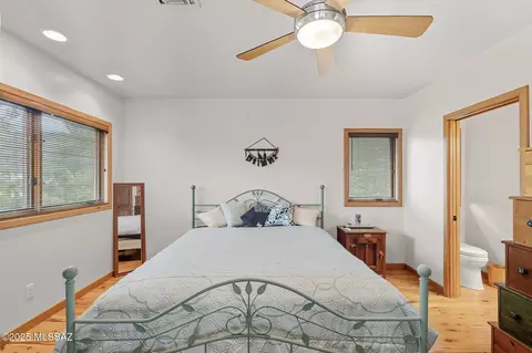 Bedroom - 11308 E Bisbee Ave, Mount Lemmon, AZ 85619 photo 3 of 8