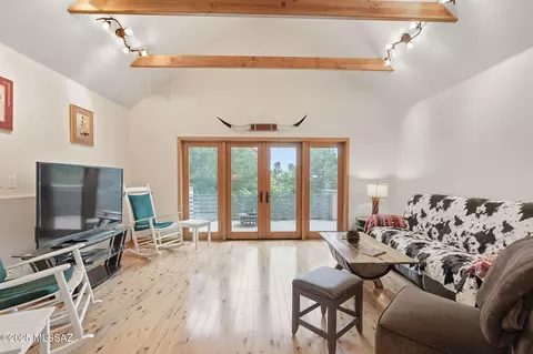 Living - 11308 E Bisbee Ave, Mount Lemmon, AZ 85619 photo 3 of 3