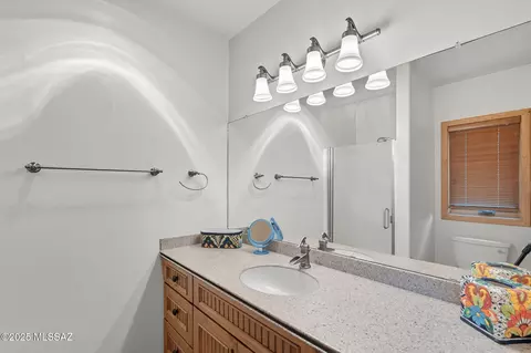 Bath - 11308 E Bisbee Ave, Mount Lemmon, AZ 85619 photo 1 of 5